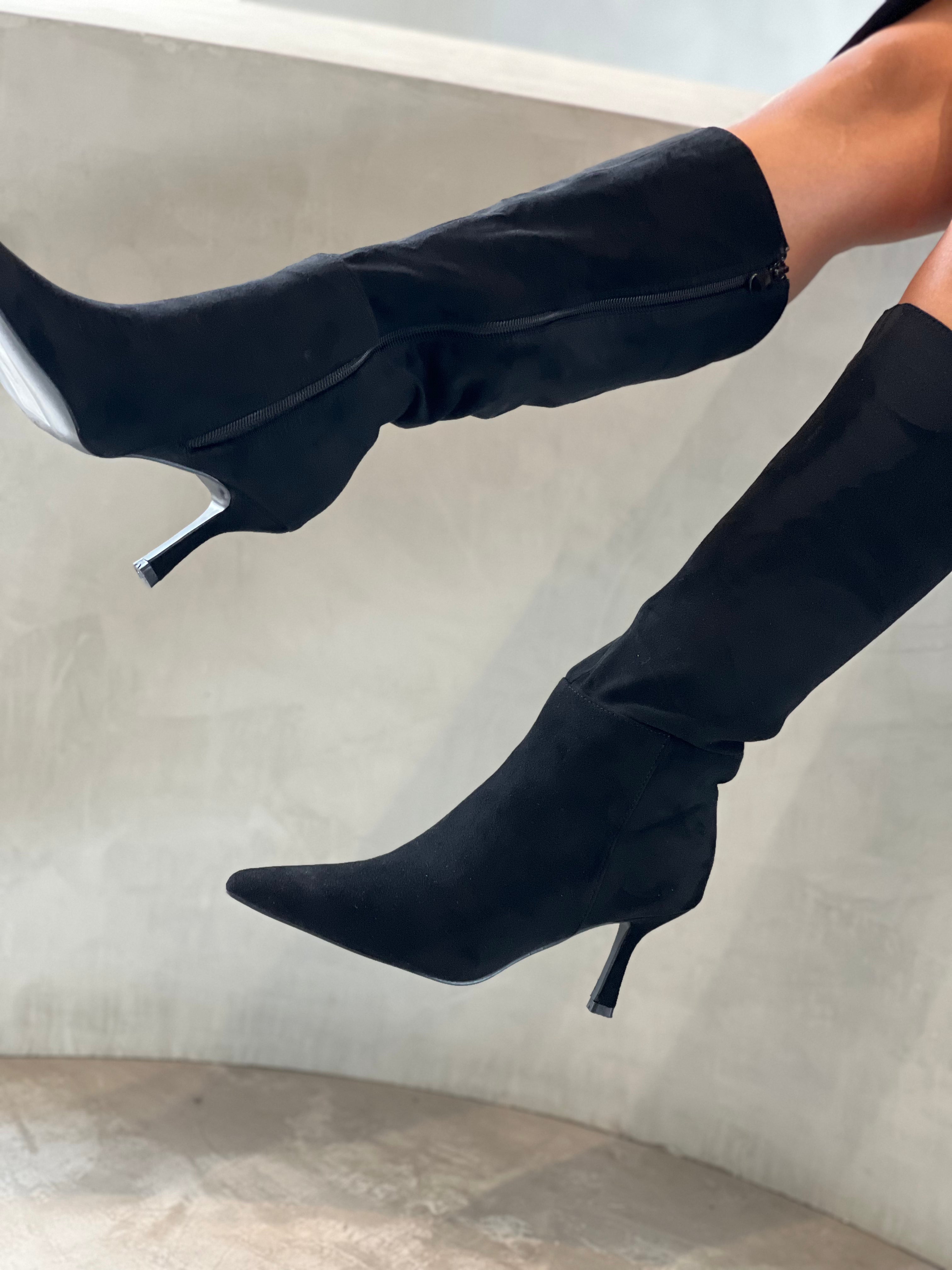 BOTAS DARK MUSE