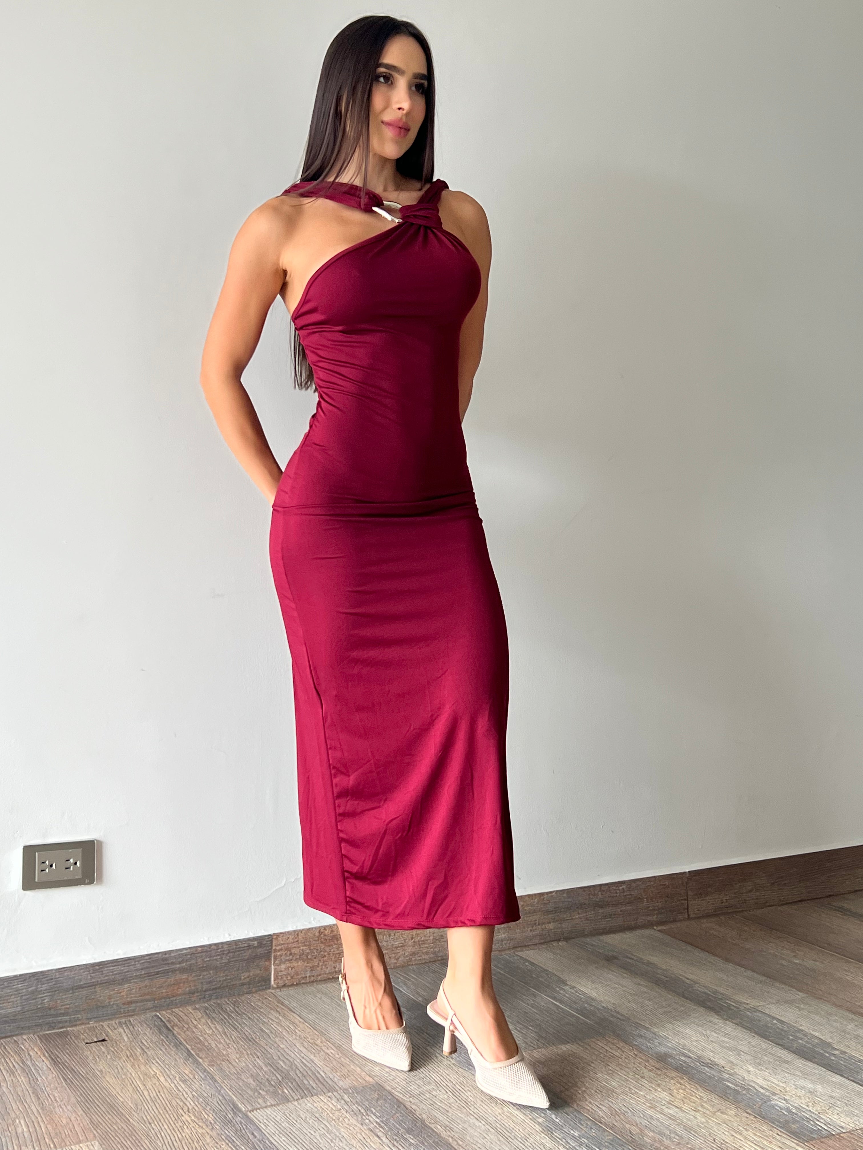 VESTIDO VINO TINTO
